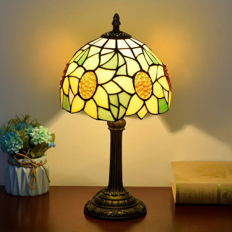 Luminária de Mesa Vitral Artesanal Zafer Decor