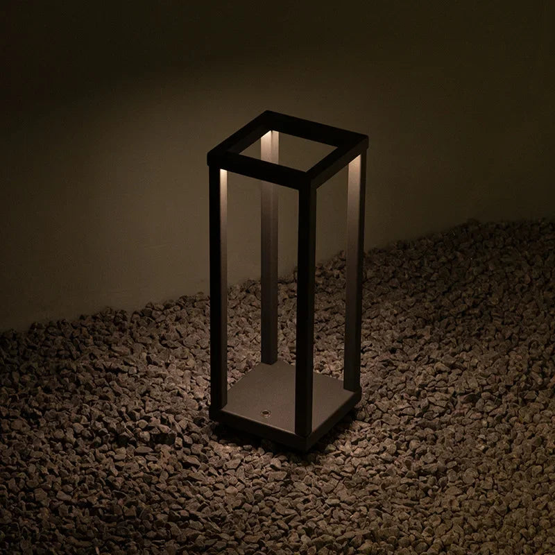 Luminária de Mesa Portátil Modern Zafer