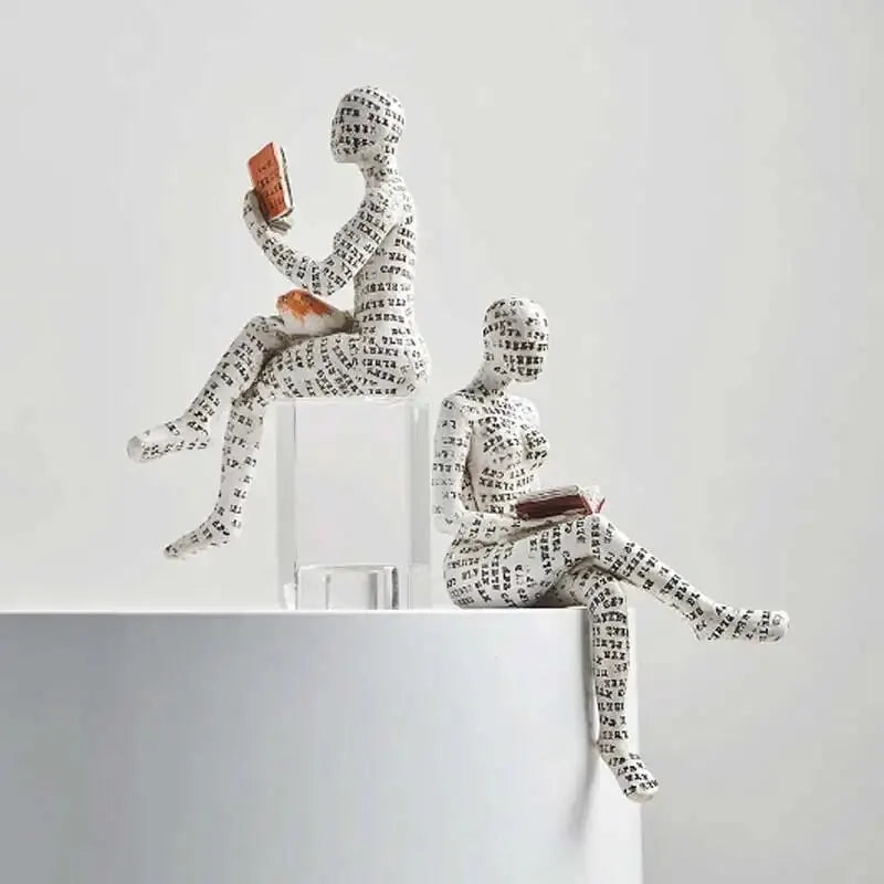 Escultura Moderna Hora da Leitura - Zafer Decor