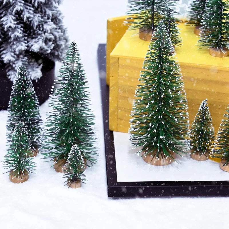 Kit com 25 Mini Pinheiros Nevados de Natal – Zafer Decor