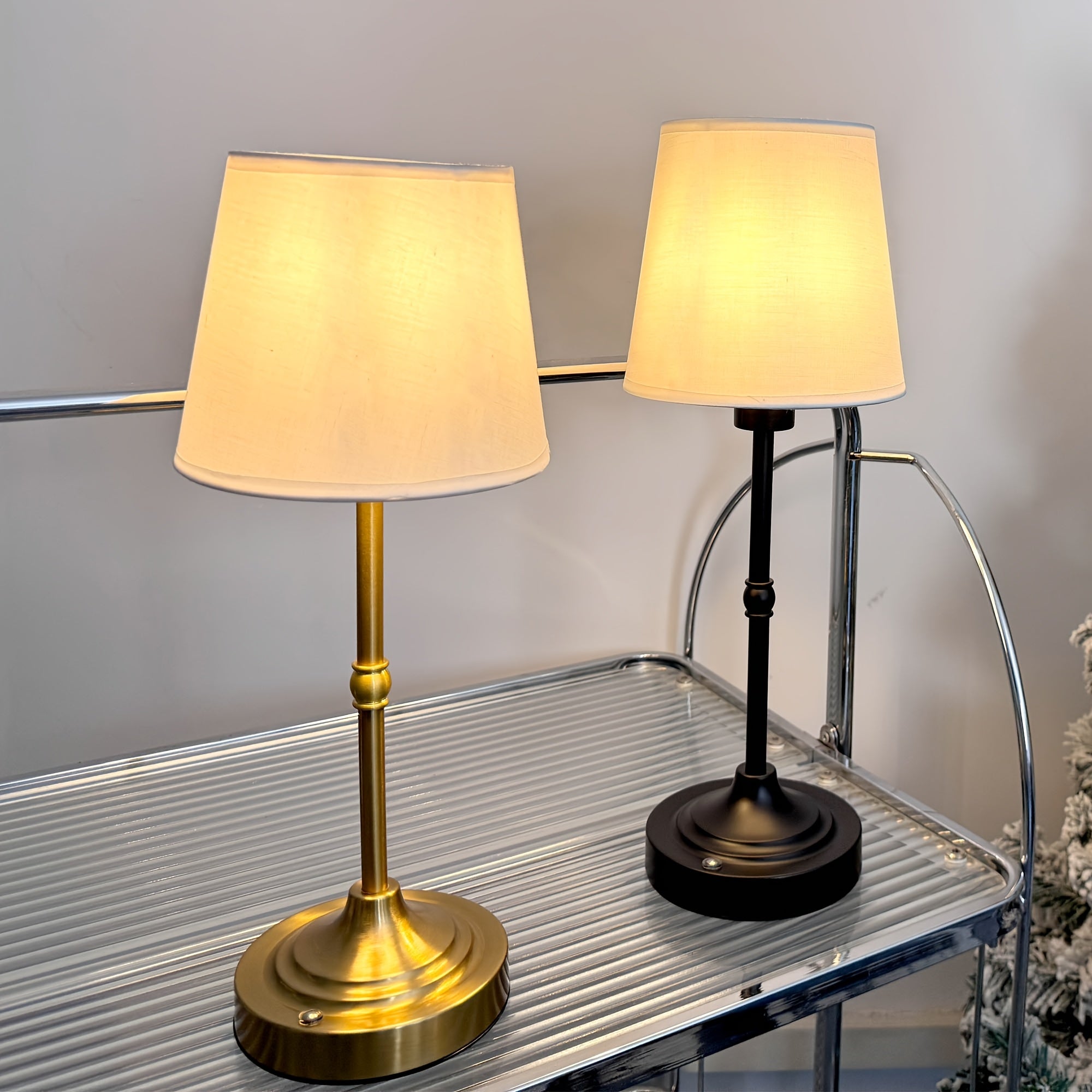 Luminária de Mesa LED Recarregável - Zafer Decor