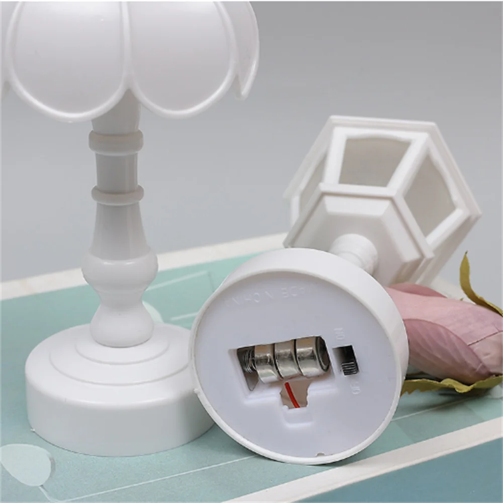 Luminária de Mesa Flor Mini Zafer