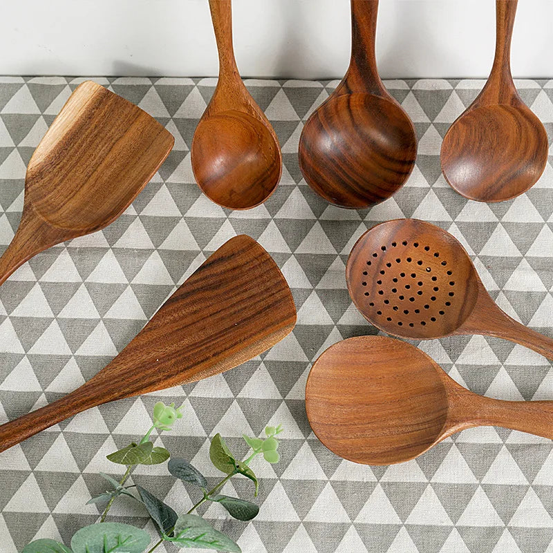 Kit Utensílios de Cozinha Peças em Madeira Teca - PAGUE 5 E LEVE 7